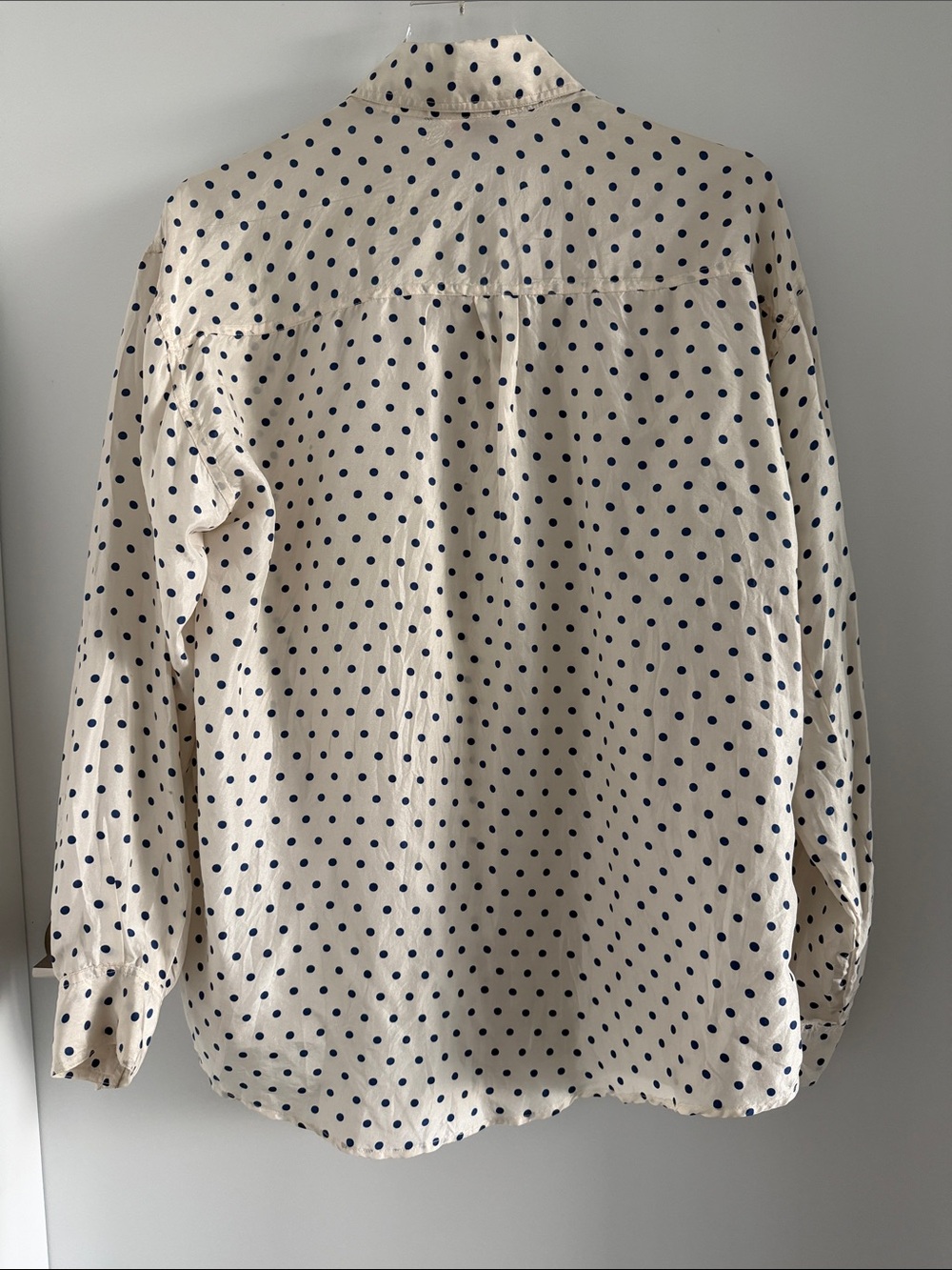 Plum Blossom - Vintage 100% Pure Silk Polka Dot Button-Up Shirt - Picture 2 of 6